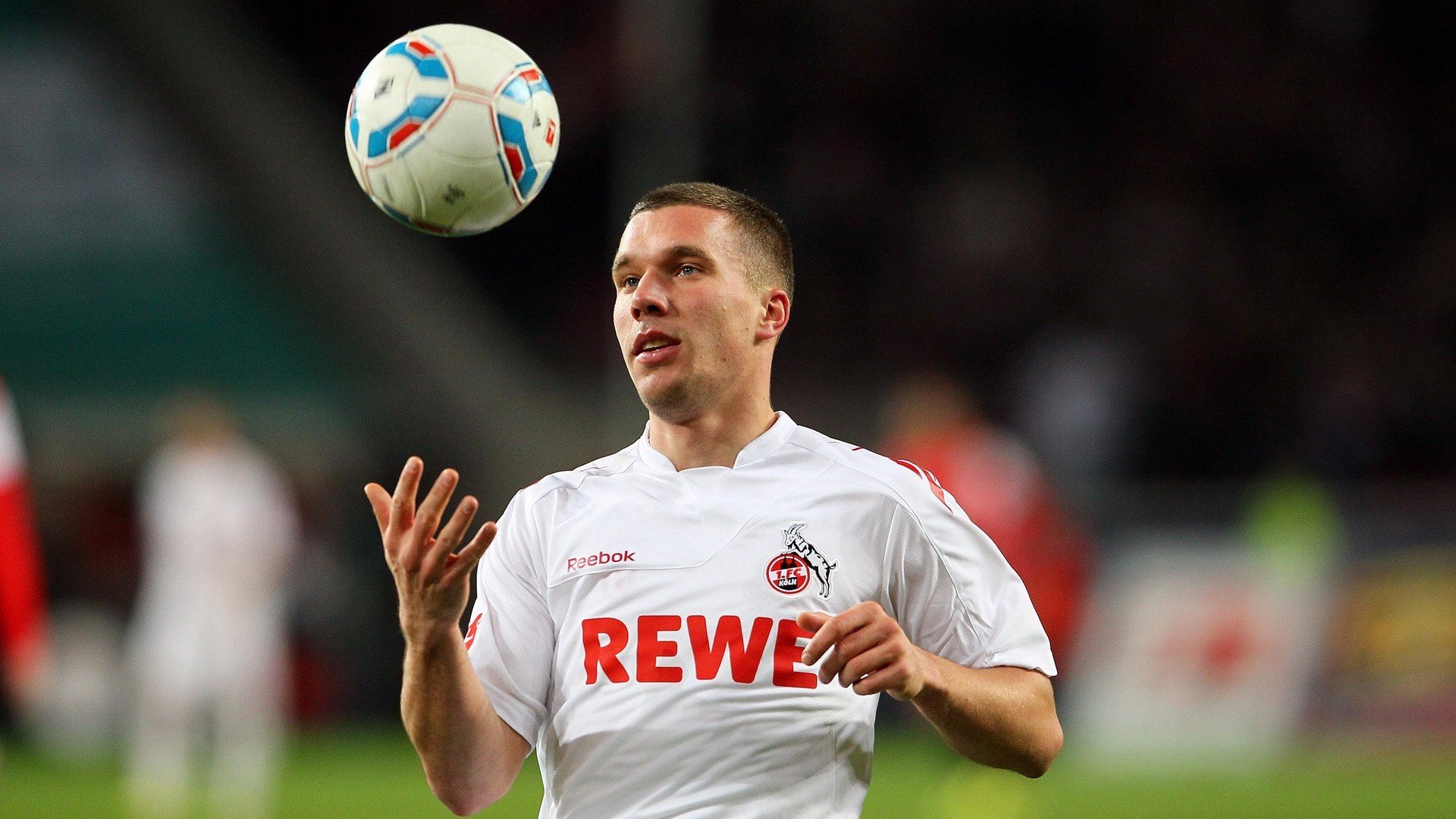 “战术创新：联盟中最具突破性的打法解析”，联盟突破最强的球员